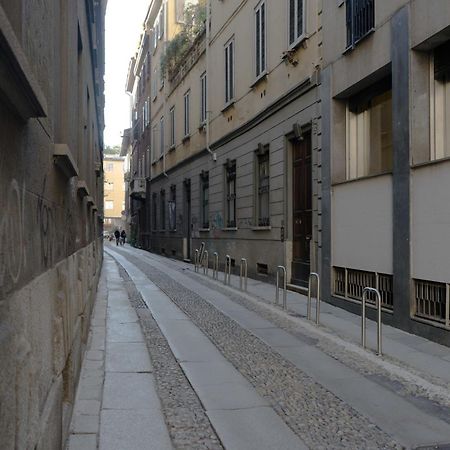 Disciplini Apartment A 5 Min Dal Duomo Milan Exterior photo
