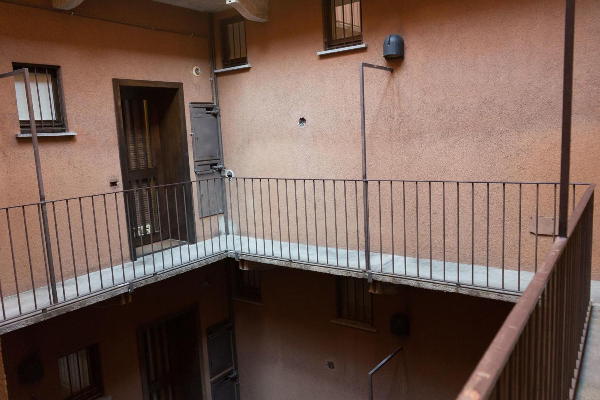 Disciplini Apartment A 5 Min Dal Duomo Milan Exterior photo
